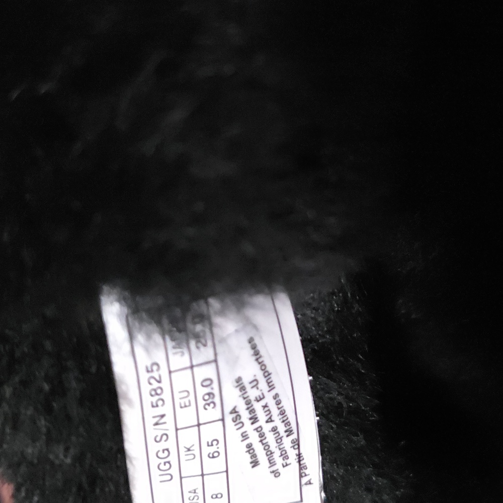 UGG Classic Black Winter Boots - Picture 15 of 16